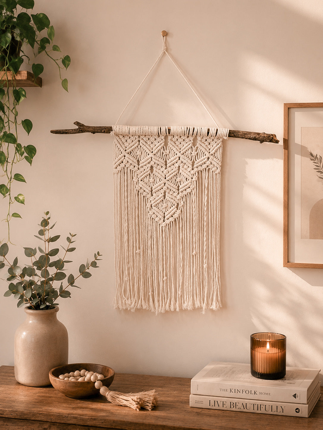 Medium Diamond Macramé Tapestry - Natural